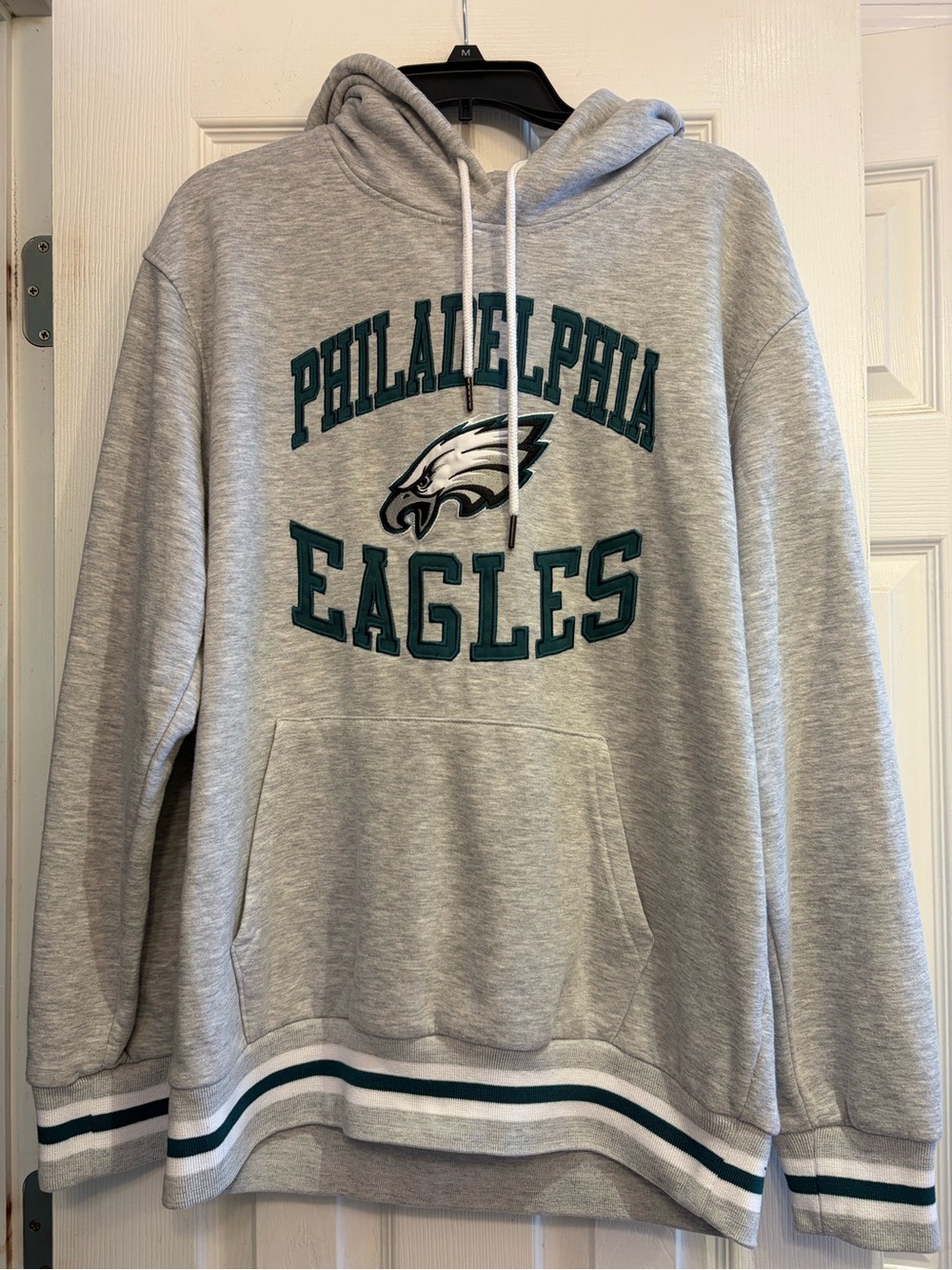 Philadelphia Eagles Gray Pullover Hoodie